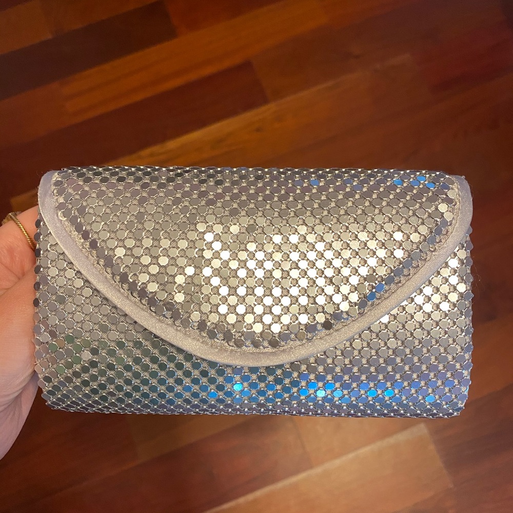 Silver clutch